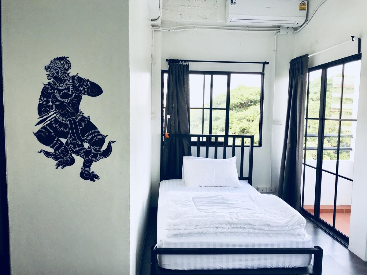 Niitra Hostel Ban Khlong Nang Li Luaran gambar